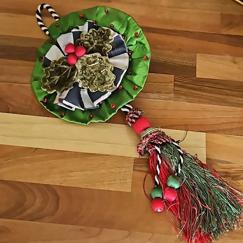 Vintage MKC Medallion Tassel